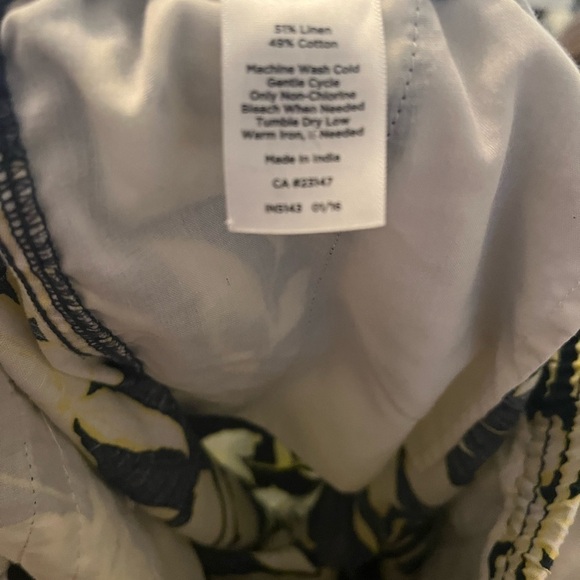 Talbots Women’s Linen Blend Lightweight Navy/Yellow Floral Pants Size 2 - Picture 5 of 5